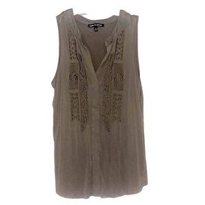cable and gauge Olive green v neck Sleeveless textured tank Top